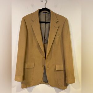 Redwood & Ross Man in Wool Tan blazer - 38R